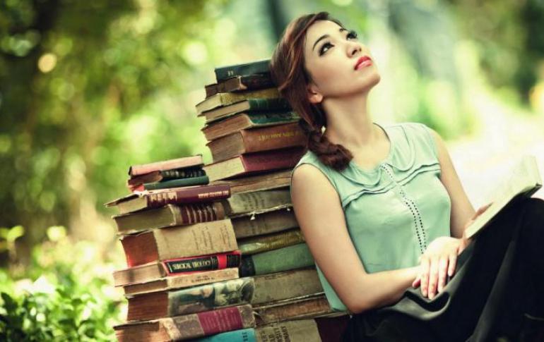 Entertainment: Scientists have found that reading prolongs life